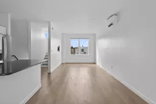 531 Westbrook St, South Portland, ME 04106 - Photo 8
