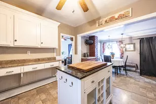 13 Martin St, Mechanic Falls, ME 04256 - Photo 4