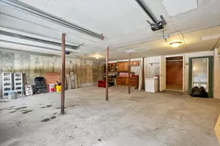 126 Kidder Hill Rd, Holden, ME 04429 - Photo 36