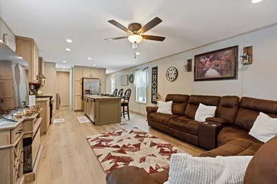 529 Phillips Corner Road, Pittsfield, ME 04967 - Photo 4