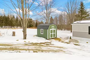 529 Phillips Corner Rd, Pittsfield, ME 04967 - Photo 40