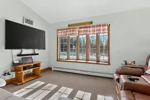 40 Rockwood Ln, Hollis, ME 04042 - Photo 12