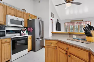 40 Rockwood Ln, Hollis, ME 04042 - Photo 22