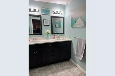 8 Lincoln Street, Presque Isle, ME 04769 - Photo 12