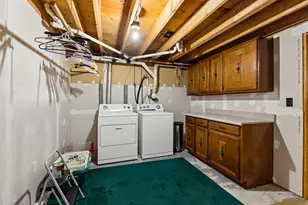 653 Abbott Rd, Winslow, ME 04901 - Photo 24