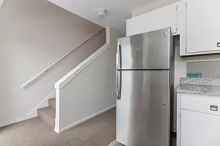 18 Ocean St, South Portland, ME 04106 - Photo 16