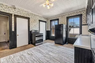 216 Russell St, Lewiston, ME 04240 - Photo 10