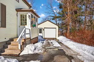 51 Newell St, Gorham, ME 04038 - Photo 4