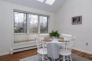 39 Wildwood Dr, Cape Elizabeth, ME 04107 - Photo 16