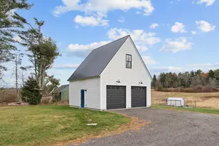 10 Round Hill Ln, Brunswick, ME 04011 - Photo 10