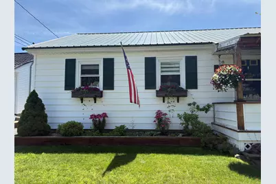 18 Winter Street, Millinocket, ME 04462 - Photo 2