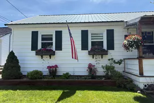 18 Winter St, Millinocket, ME 04462 - Photo 2