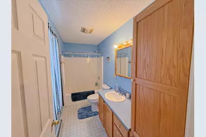 2094 Glenwood Avenue, Hermon, ME 04401 - Photo 18