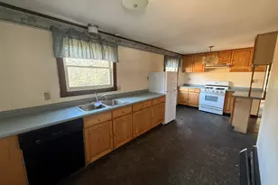 111 N Main St, Stonington, ME 04681 - Photo 4