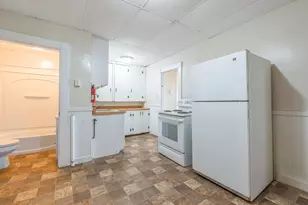 325 Cumberland St, Rumford, ME 04276 - Photo 14