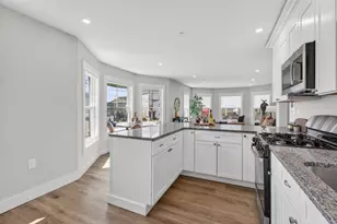 106 Cumberland Ave, Portland, ME 04101 - Photo 12