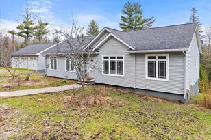 630 S Rd, Holden, ME 04429 - Photo 2