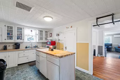 66 W Front Street, Skowhegan, ME 04976 - Photo 18