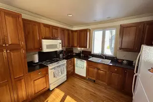 41 Grove St, Belfast, ME 04915 - Photo 6