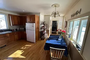 41 Grove St, Belfast, ME 04915 - Photo 4