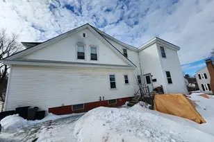 63 Summer St, Waterville, ME 04901 - Photo 4