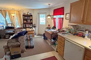 62 Spring St, Ellsworth, ME 04605 - Photo 4