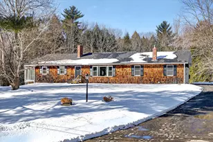 36 Mary St, West Gardiner, ME 04345 - Photo 2