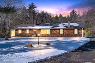 36 Mary St, West Gardiner, ME 04345 - Photo 1