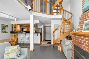 146 W Grand Ave, Old Orchard Beach, ME 04064 - Photo 10