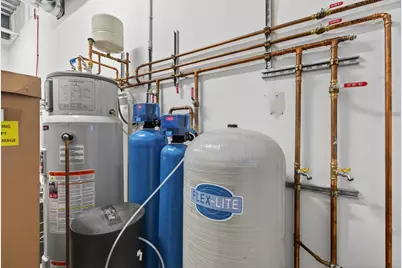 505 Maine 236, Eliot, ME 03903 - Photo 26