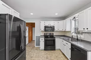 42 Center Bridge Rd, Turner, ME 04282 - Photo 8