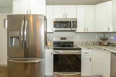 7 Silver Way, Oxford, ME 04270 - Photo 10