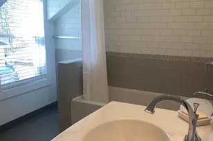 64 Congress St, Bangor, ME 04401 - Photo 42