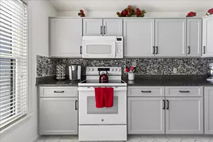 58 Harbor View Dr, Stockton Springs, ME 04981 - Photo 10