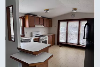 150 Galilee Road, Farmington, ME 04938 - Photo 8