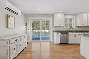 22 Juniper St, Old Orchard Beach, ME 04064 - Photo 12