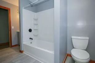 127 Meadow Ln, Farmington, ME 04938 - Photo 18