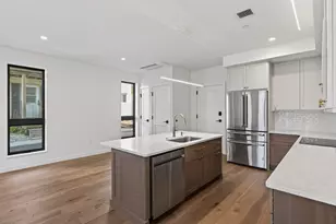 58 Cumberland Ave, Portland, ME 04101 - Photo 4