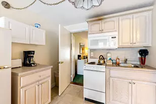 35 Main St, Ogunquit, ME 04090 - Photo 8