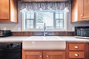 27 Tufton St, Brunswick, ME 04011 - Photo 20