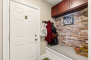 56 Pleasant St, Portland, ME 04101 - Photo 2