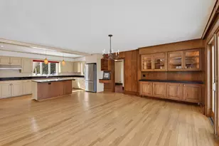 525 W Auburn Rd, Auburn, ME 04210 - Photo 16