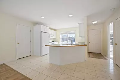 61 Southpointe Drive #61, Scarborough, ME 04074 - Photo 10