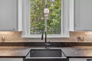 8 Prospect St, Waterville, ME 04901 - Photo 22