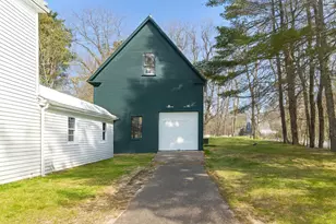 259 Falmouth Rd, Falmouth, ME 04105 - Photo 4