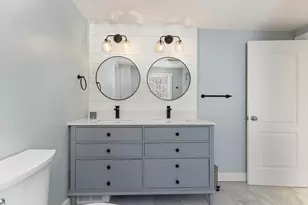 259 Falmouth Rd, Falmouth, ME 04105 - Photo 24