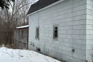 36 Hayes St, Old Town, ME 04468 - Photo 4