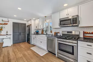 32 Northern Ave, Hampden, ME 04444 - Photo 8