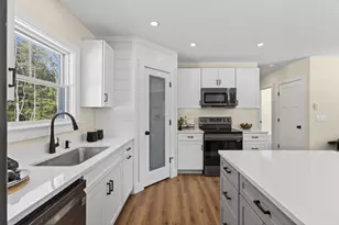 314 Bridgton Rd, Baldwin, ME 04024 - Photo 12