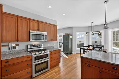 56 Drowne Road, Cumberland, ME 04021 - Photo 14